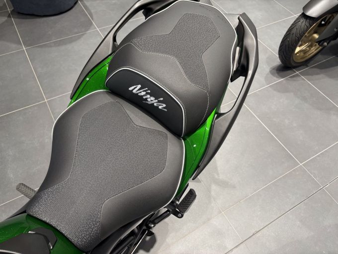 KAWASAKI H2 SX 4