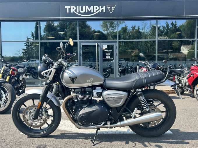 TRIUMPH STREET TWIN 900 EC1 Edition 4