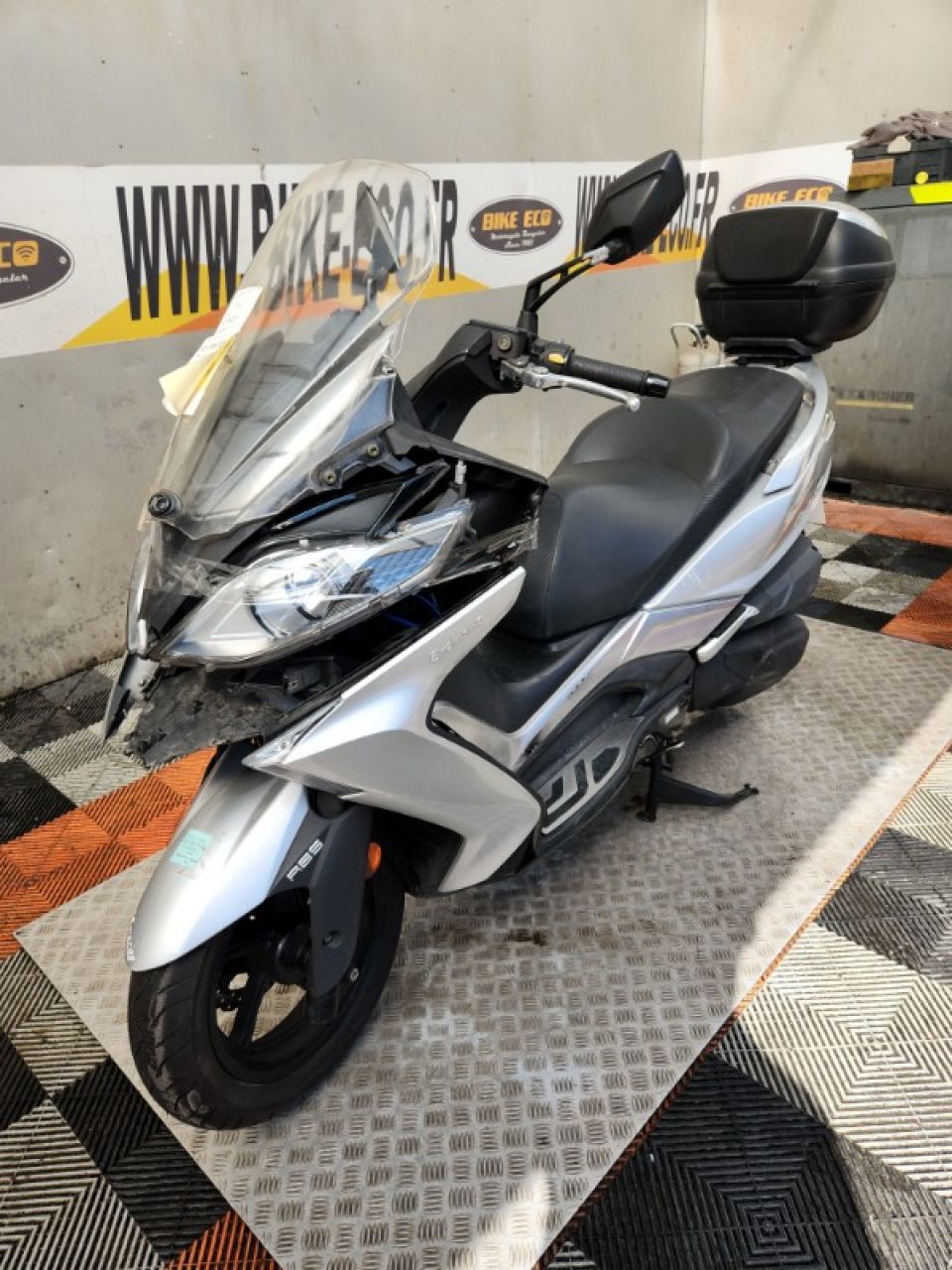 KYMCO DOWNTOWN 350 4