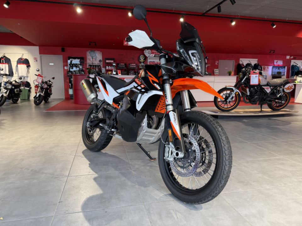 KTM 890 ADVENTURE R 4