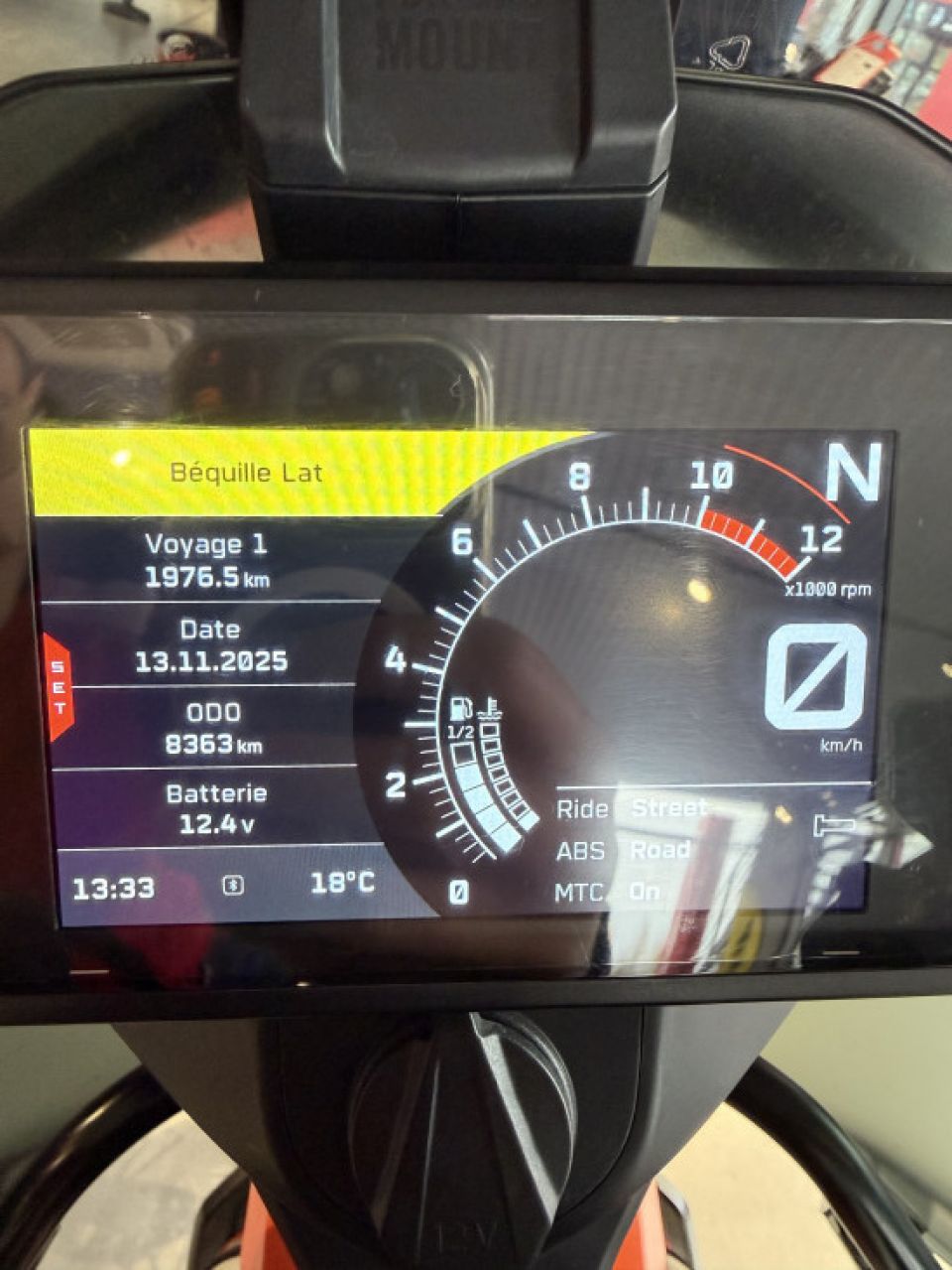 KTM 890 ADVENTURE R 4