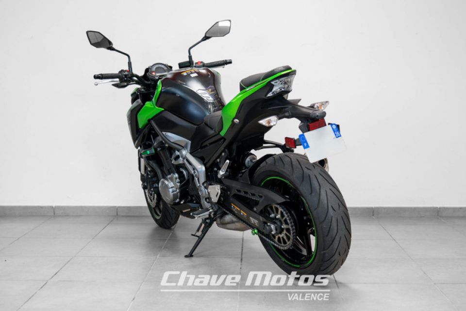 KAWASAKI Kawazaki Z900 4