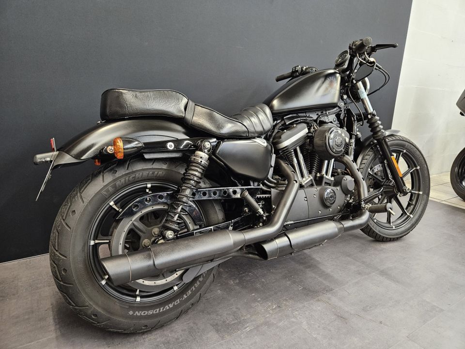 HARLEY-DAVIDSON SPORTSTER IRON 883 4