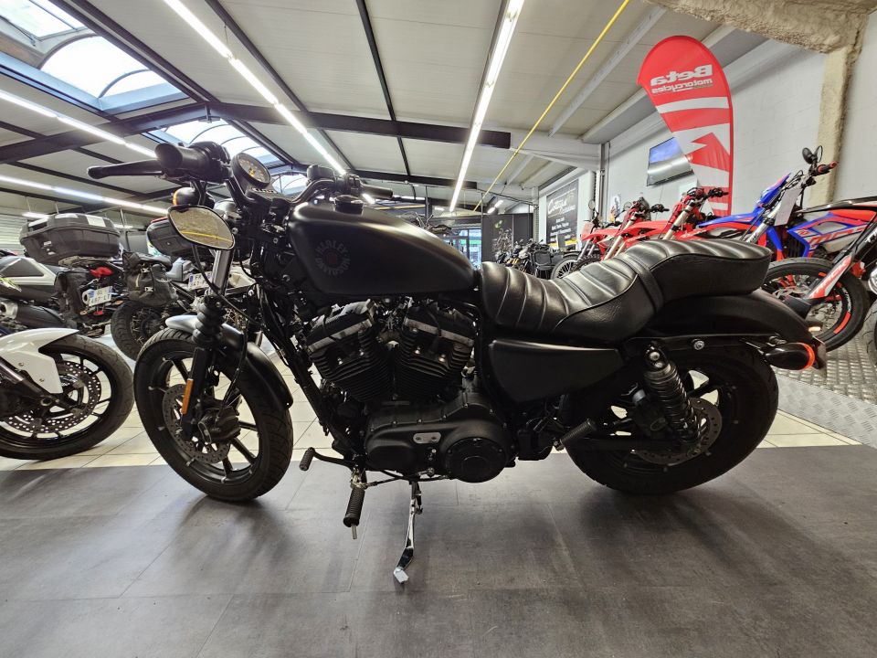 HARLEY-DAVIDSON SPORTSTER IRON 883 4