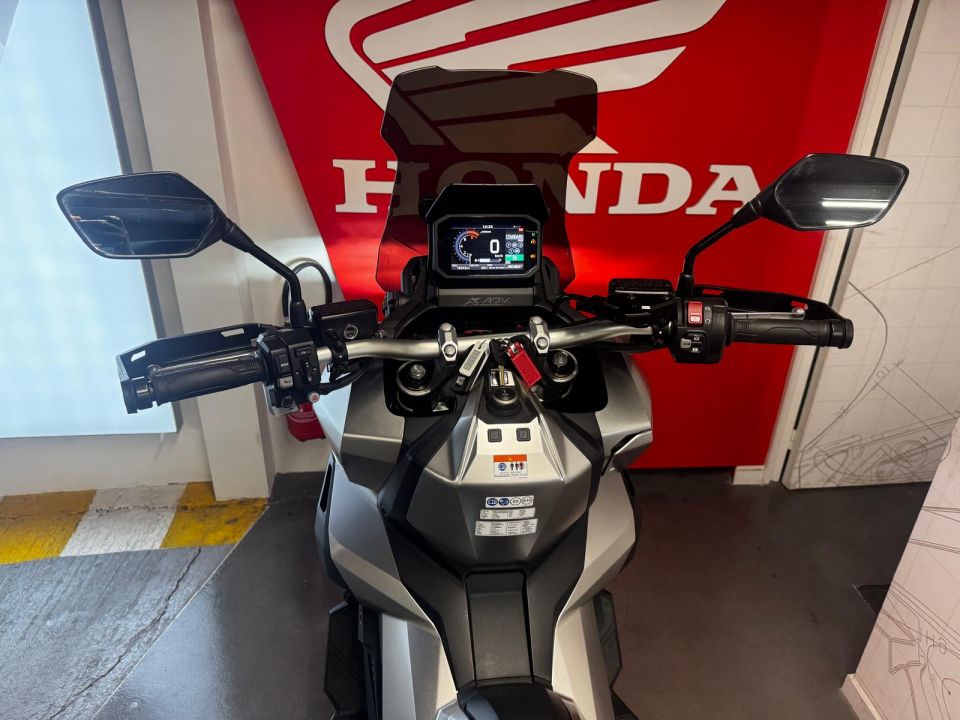 HONDA X-ADV 4