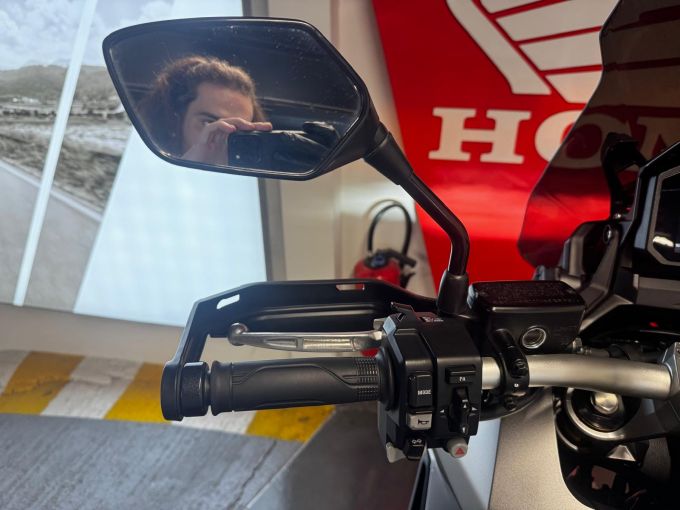 HONDA X-ADV 4