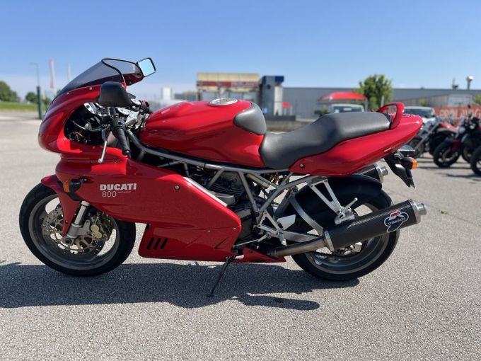 DUCATI 800 SS 4