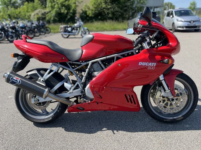 DUCATI 800 SS 4