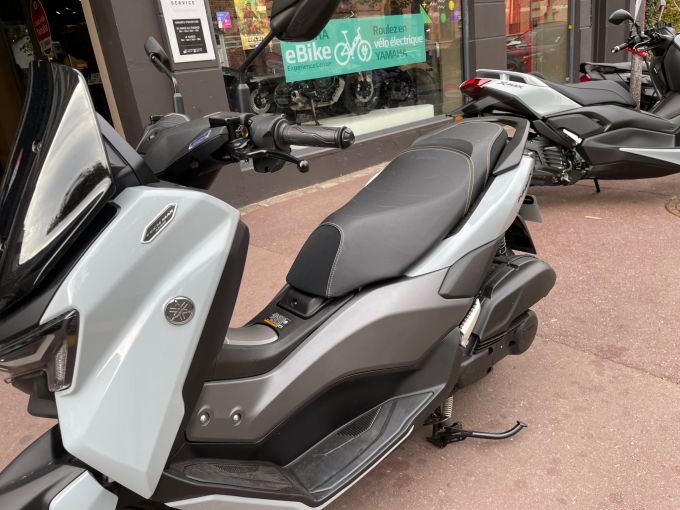 YAMAHA NMAX 125 TECH MAX 4