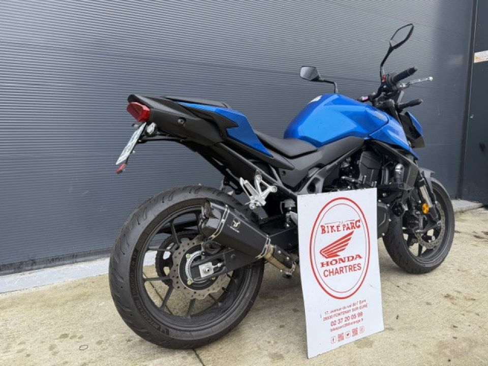 HONDA CB 750 HORNET 4