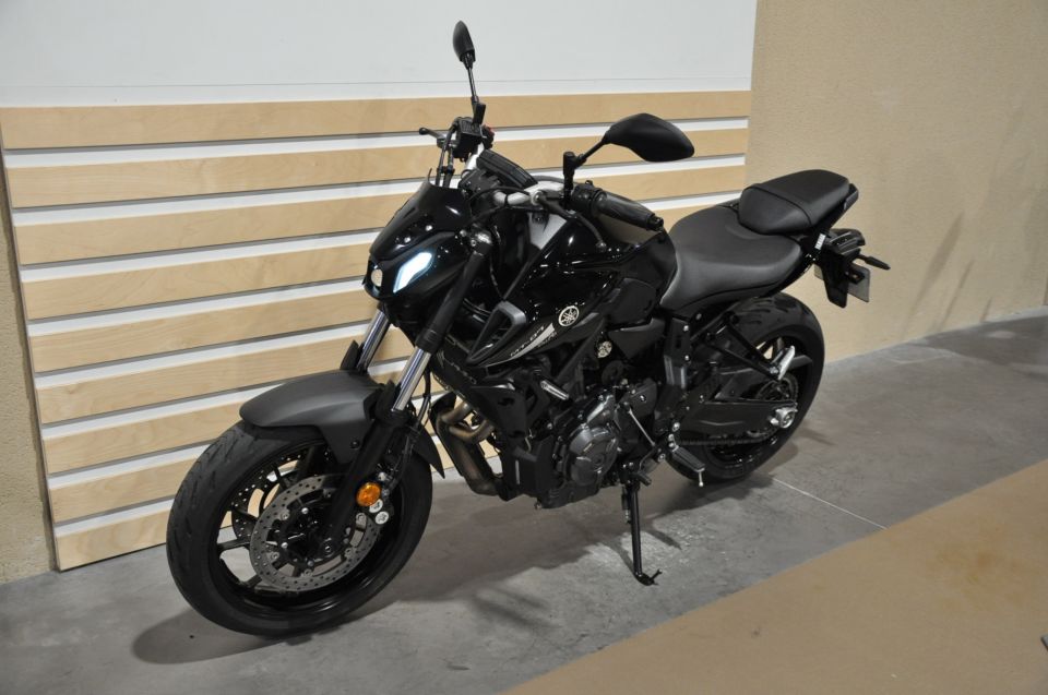 YAMAHA MT-07 (47.5CV) 4