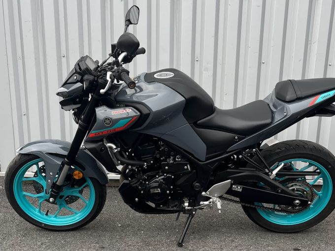 YAMAHA MT-03 300 4