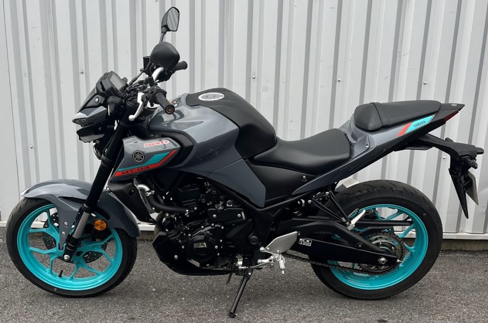 YAMAHA MT-03 300 4