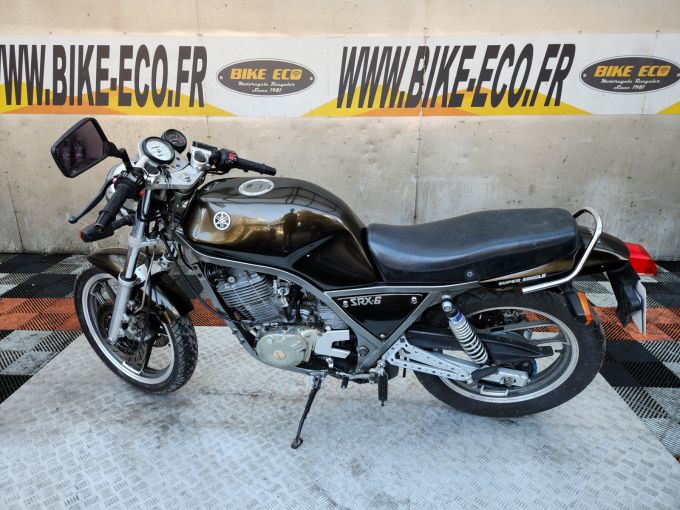 YAMAHA SRX 4