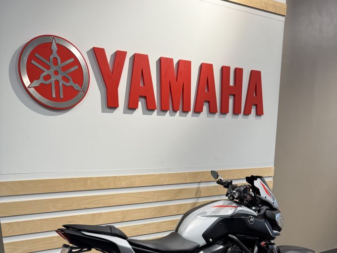YAMAHA MT-07 (47.5CV) 4