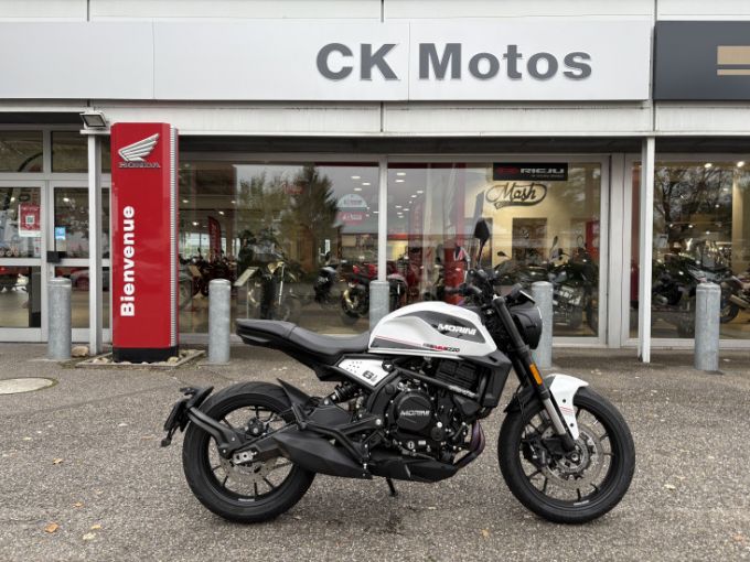 MOTO MORINI SEIEMMEZZO SCR 4
