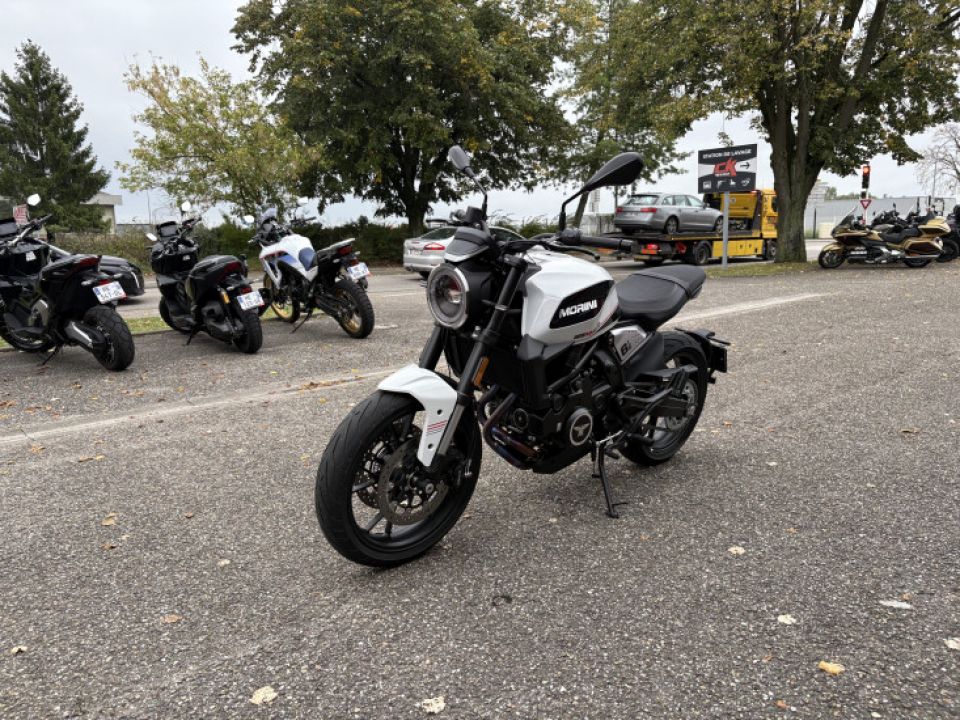 MOTO MORINI SEIEMMEZZO SCR 4