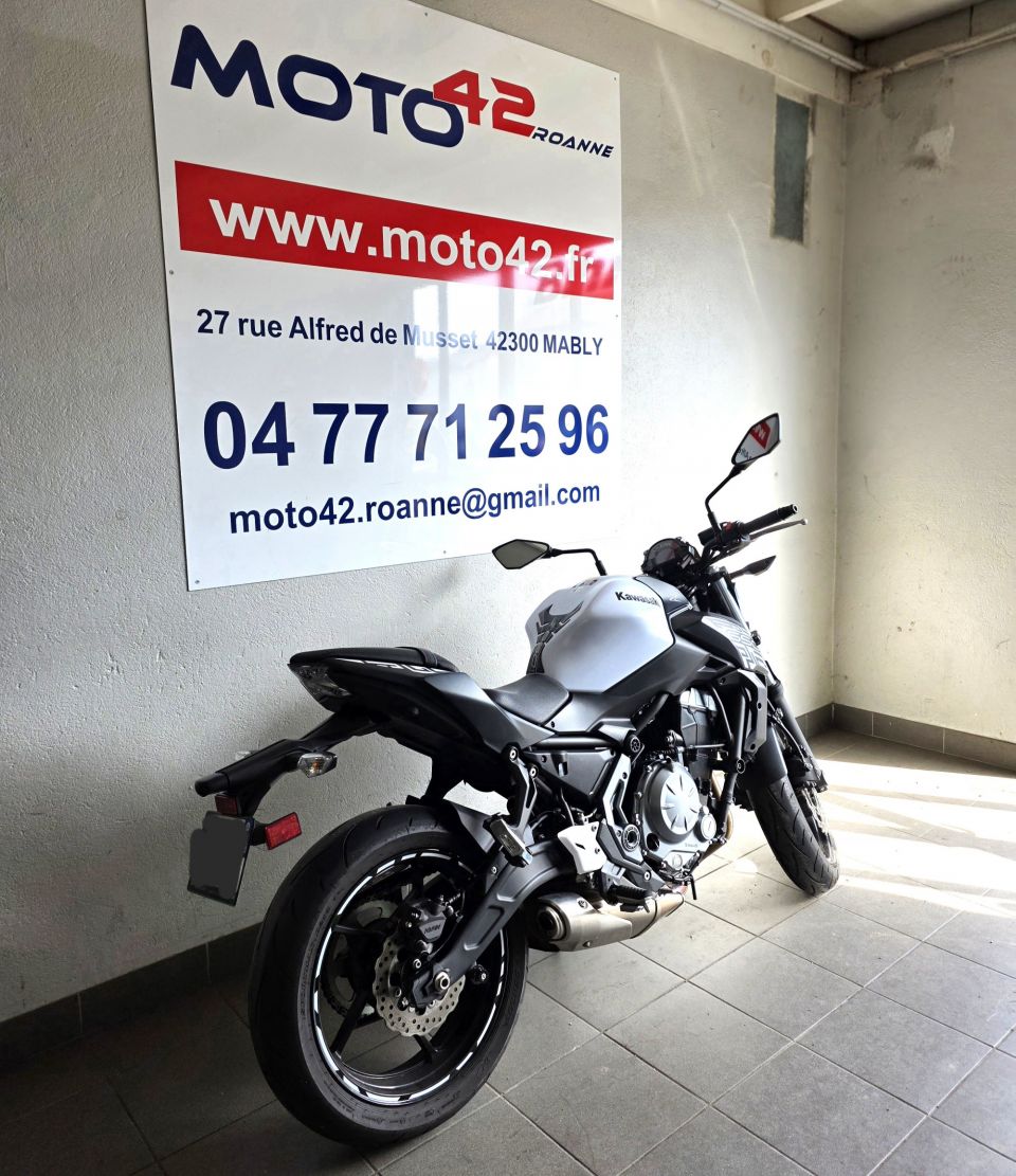 KAWASAKI Z 650 (47.5CV) 4