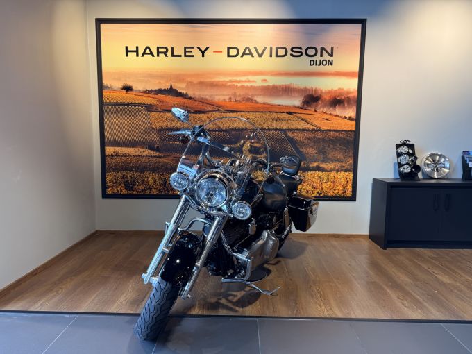 HARLEY-DAVIDSON DYNA SWITCHBACK 1690 4