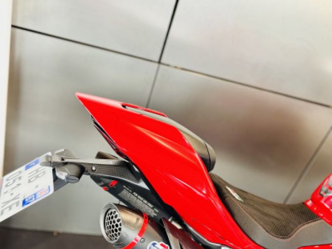 DUCATI PANIGALE V2 4