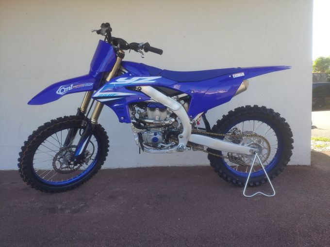 YAMAHA YZ250F 4