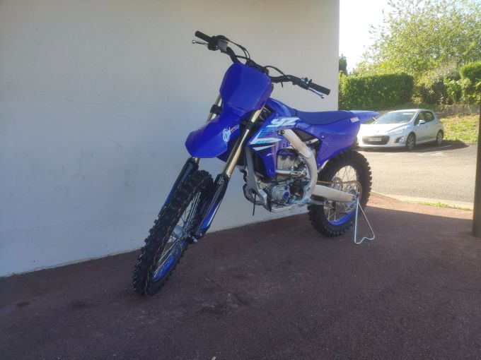 YAMAHA YZ250F 4
