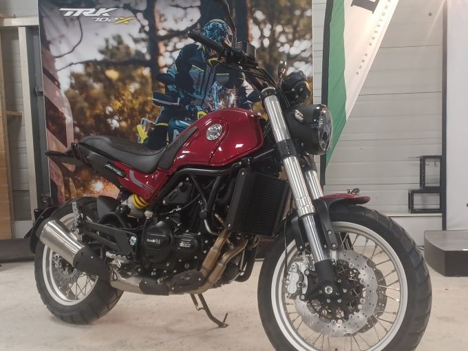 BENELLI LEONCINO 500 4