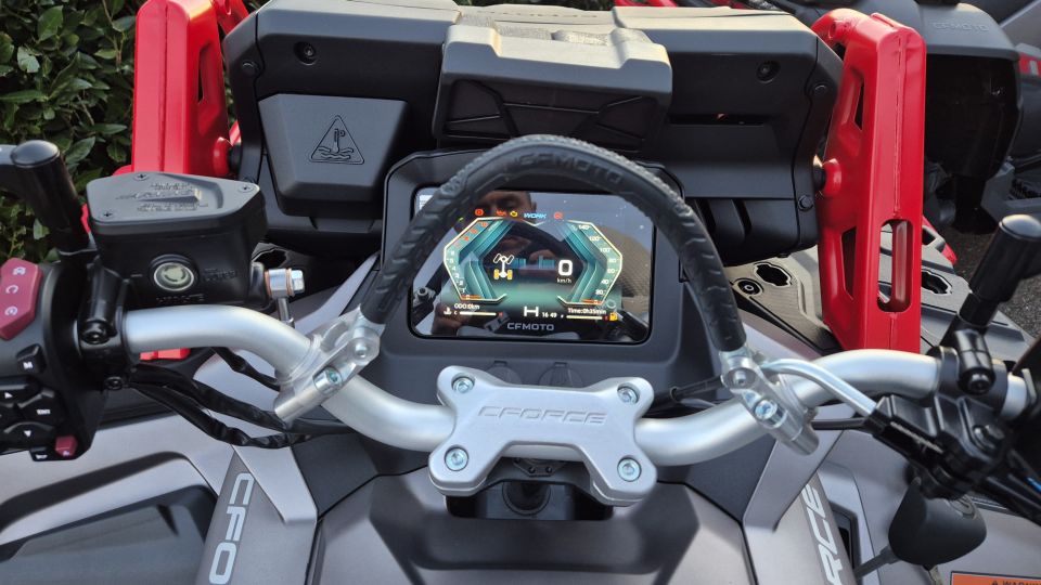 CF MOTO CFORCE 1000 4