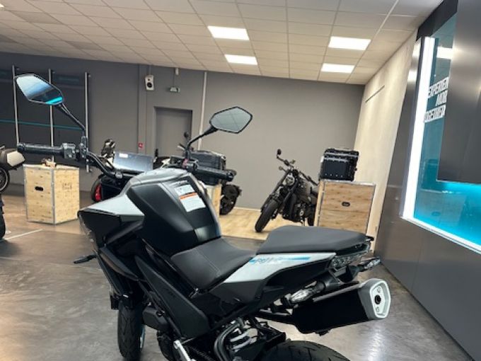 CF MOTO CF NK 125 4