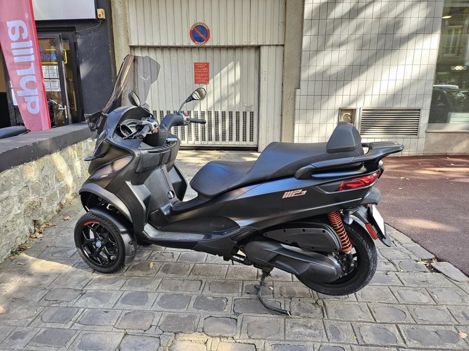 PIAGGIO MP3 350 4