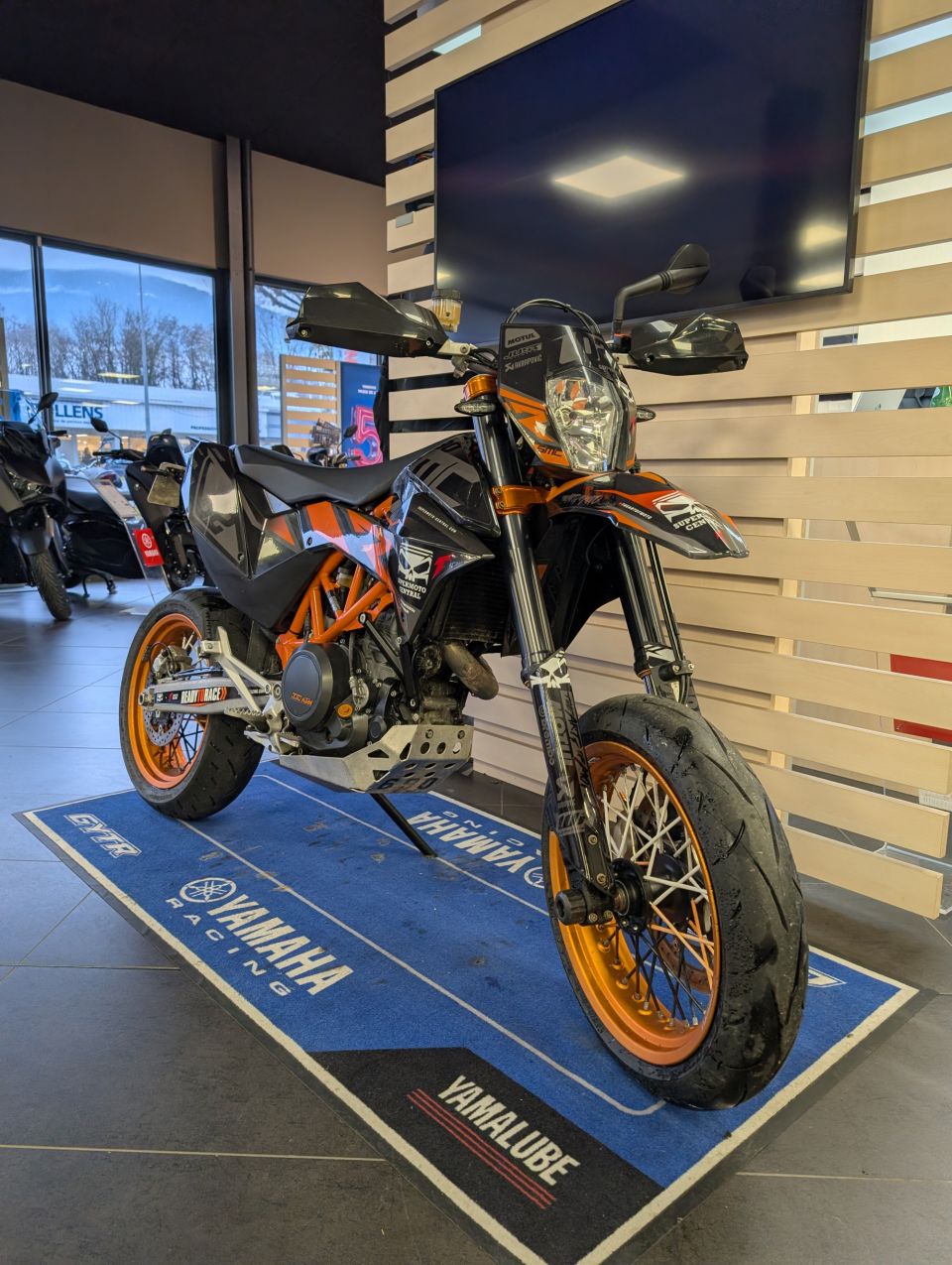 KTM 690 SMC R 4