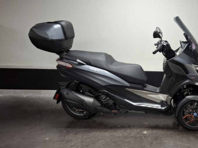 PIAGGIO MP3 530 HPE EXCLUSIVE 4
