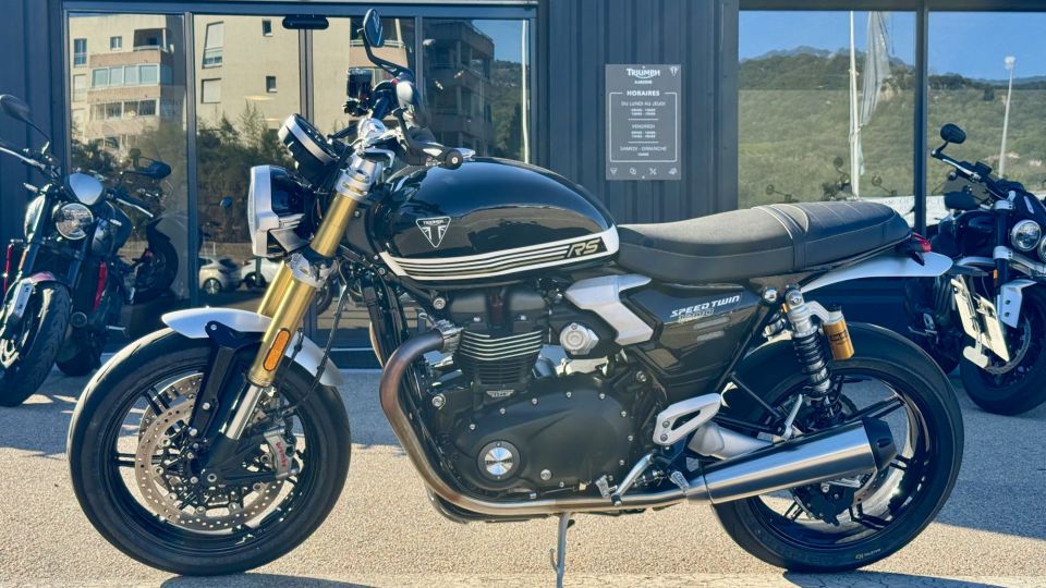 TRIUMPH SPEED TWIN 1200 4