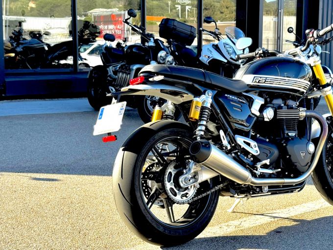 TRIUMPH SPEED TWIN 1200 4