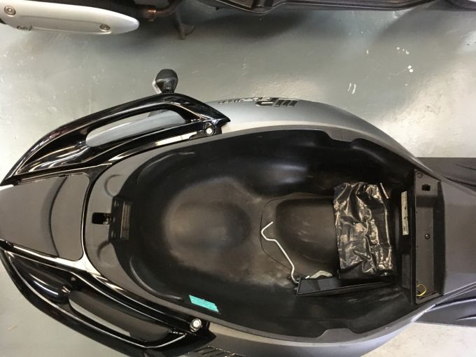 PIAGGIO MP3 300LT YOURBAN 4