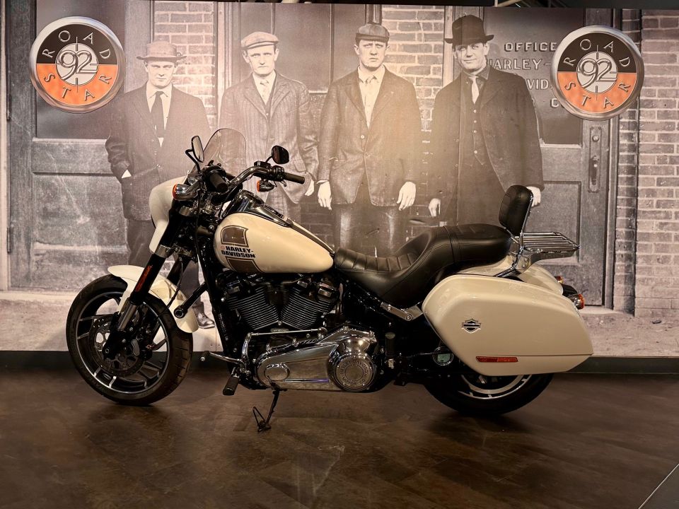 HARLEY-DAVIDSON SOFTAIL SPORT GLIDE 1745 4