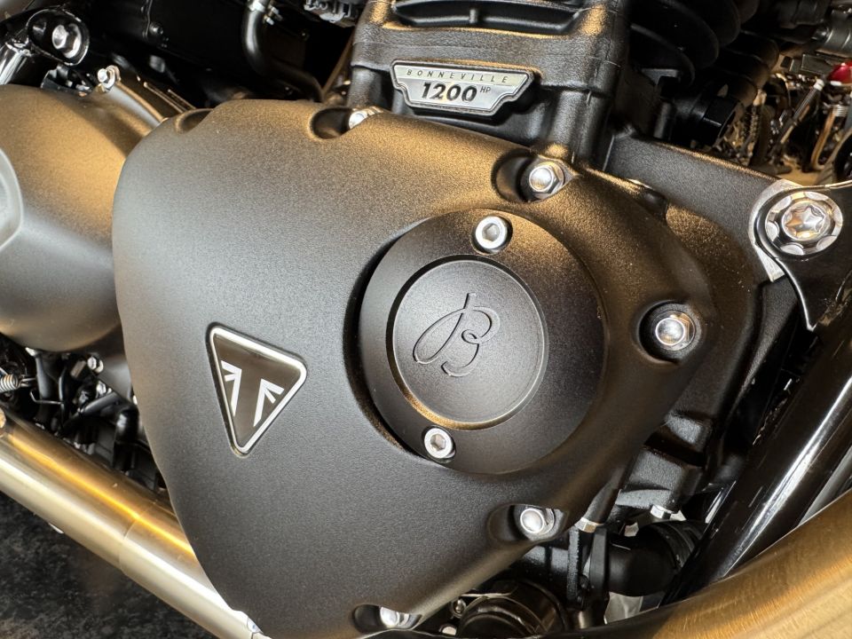 TRIUMPH SPEED TWIN 1200 4