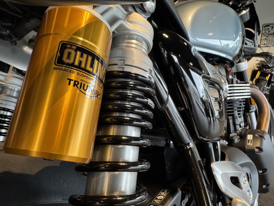TRIUMPH SPEED TWIN 1200 4