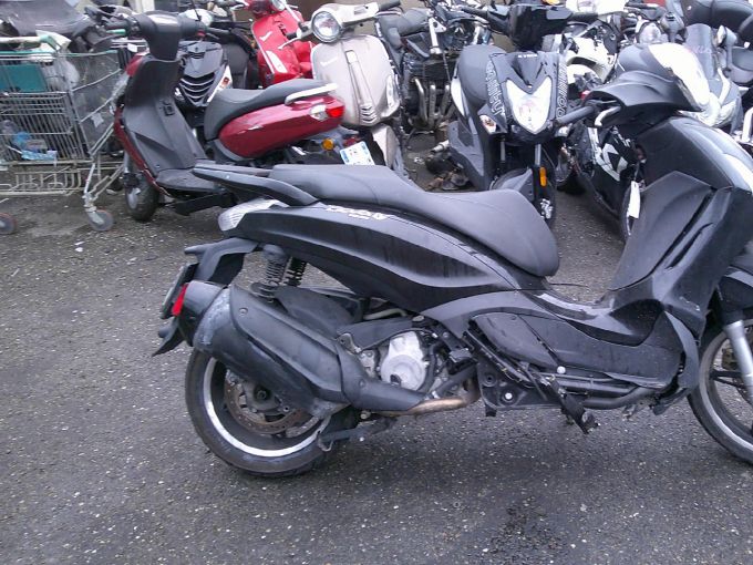 PIAGGIO BEVERLY 350 4