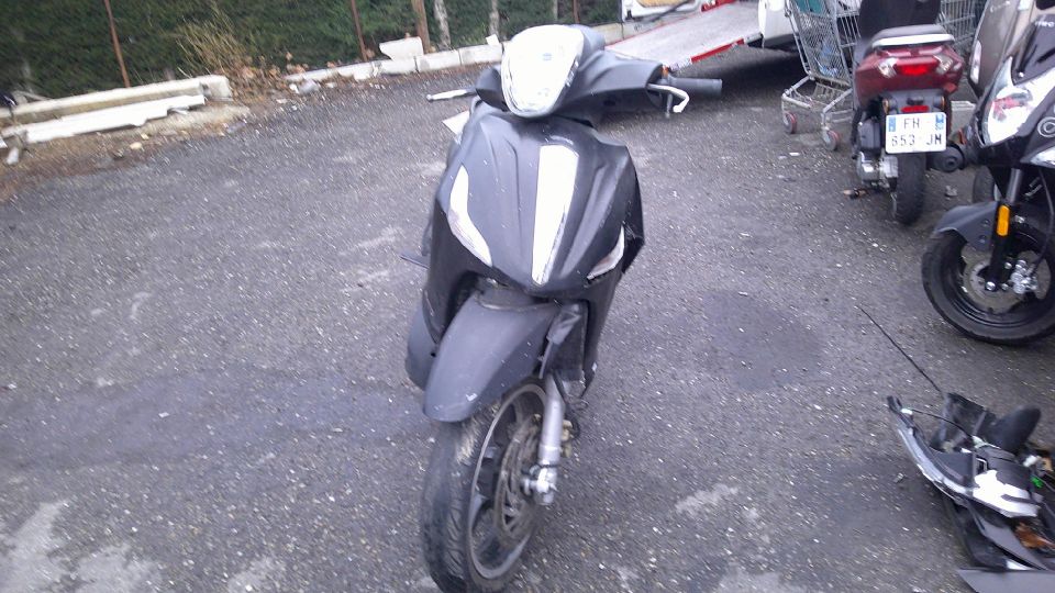 PIAGGIO BEVERLY 350 4