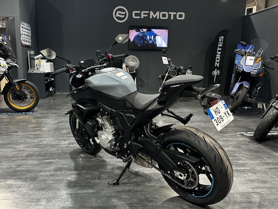 CF MOTO 675 NK 4