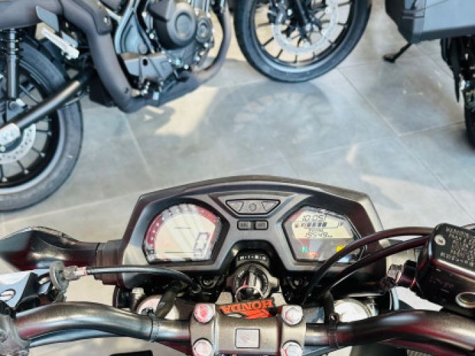 HONDA CB650F ABS 4