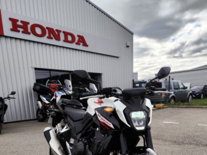 HONDA CB 500 Hornet 4