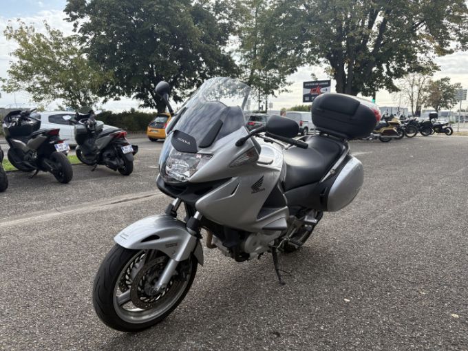 HONDA DEAUVILLE 700 4