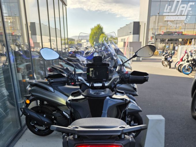 YAMAHA TRACER 9 Y-AMT 4