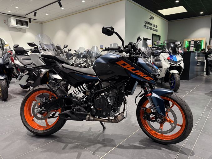 KTM 125 DUKE 4