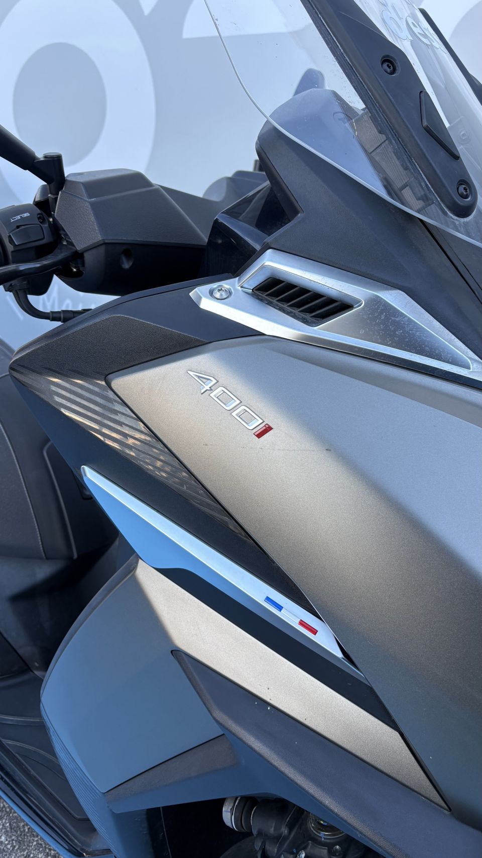 PEUGEOT METROPOLIS 400 SW 4