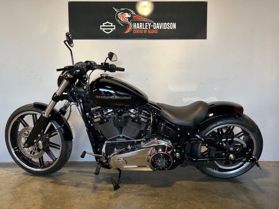 HARLEY-DAVIDSON SOFTAIL BREAKOUT 1868 4