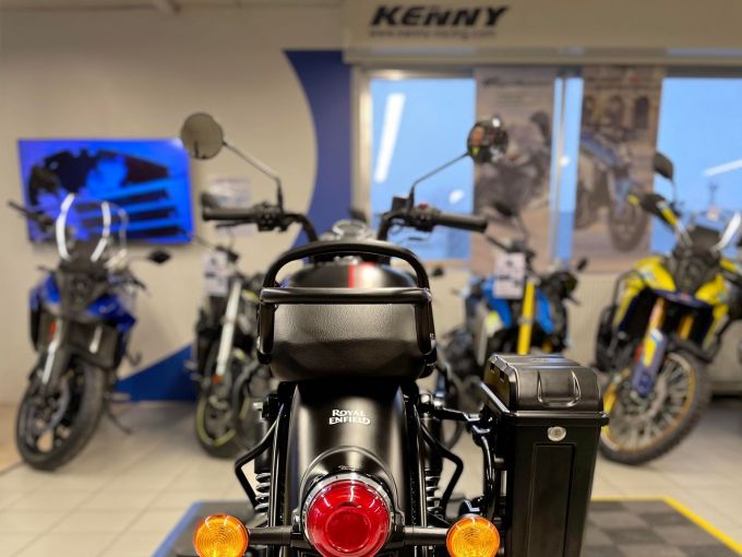 ROYAL ENFIELD CLASSIC 4