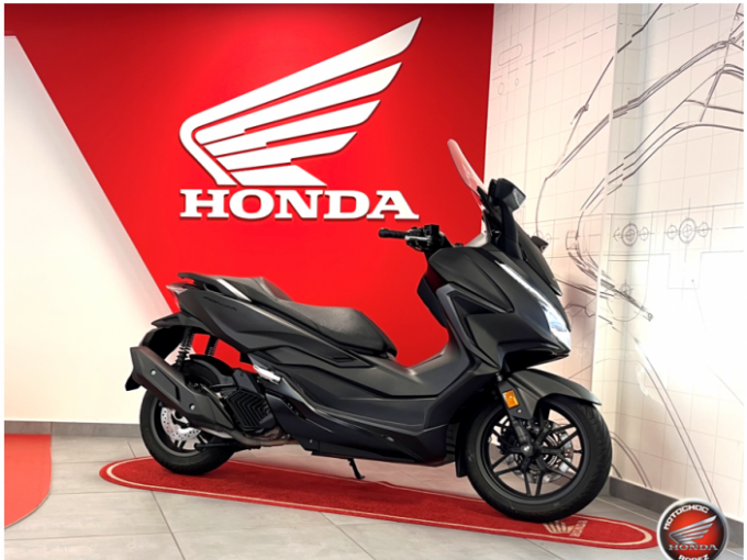 HONDA FORZA 125 ABS 4